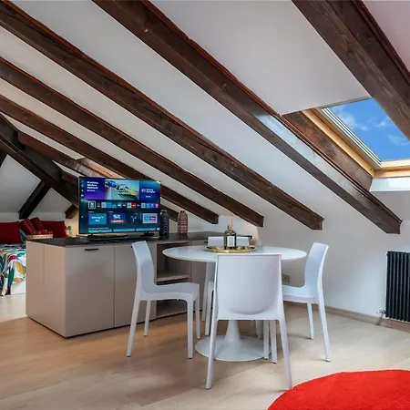 Mansarda Piazzale Chiavris - A Casa Tua * Udine