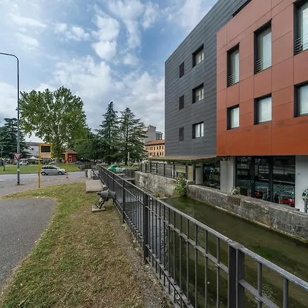 Mansarda Piazzale Chiavris - A Casa Tua Appartement *